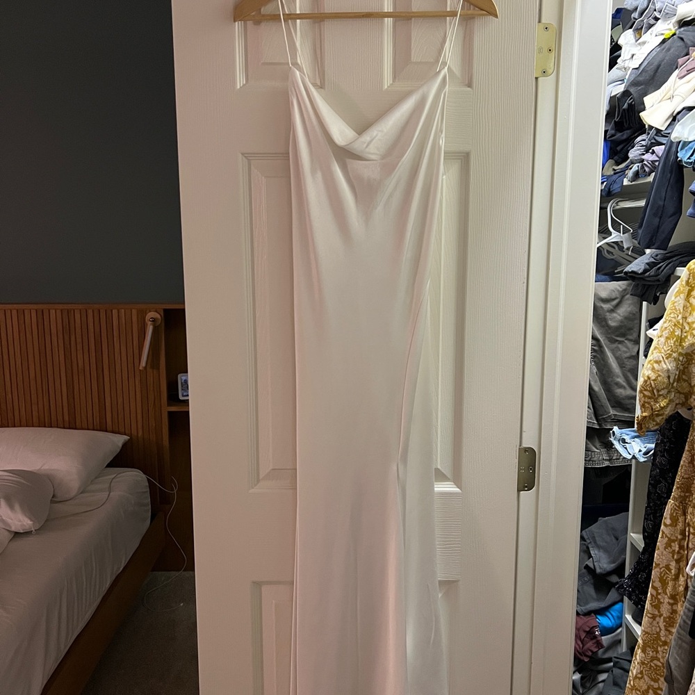 Alice + Olivia Ivory Dress